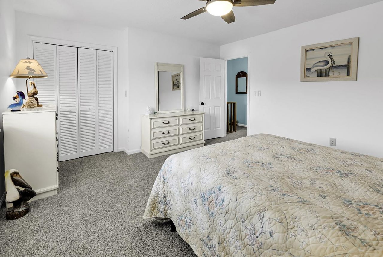 405 N Hillside Dr.  Photo 19