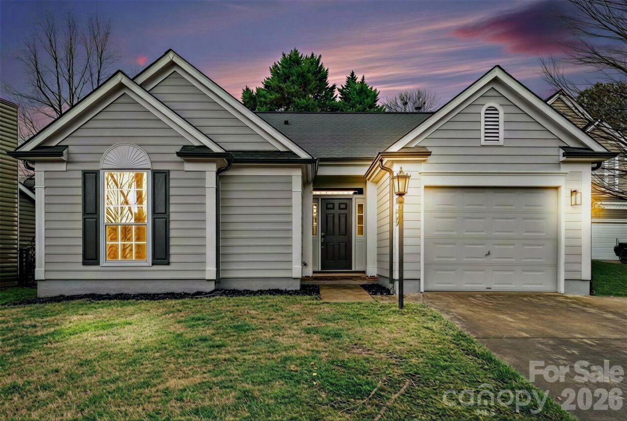 10327 Creswell Court, Charlotte, NC 28215 Main Photo