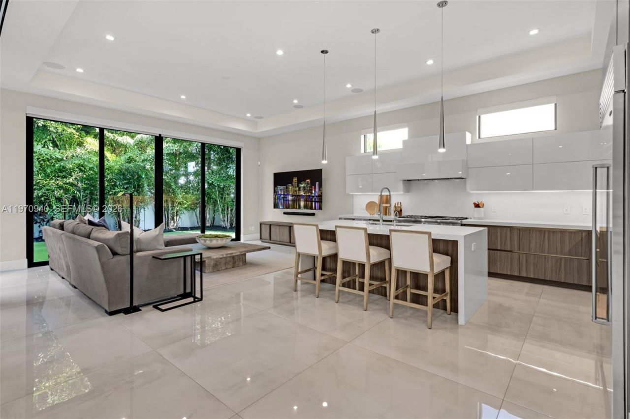 225 NE 3rd St , Boca Raton, FL 33432 Photo