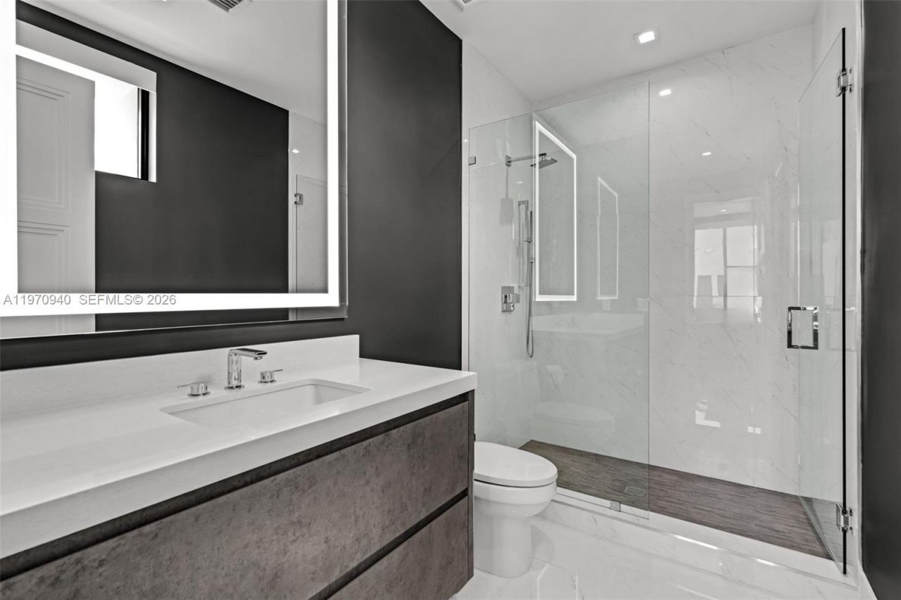 225 NE 3rd St , Boca Raton, FL 33432 Photo