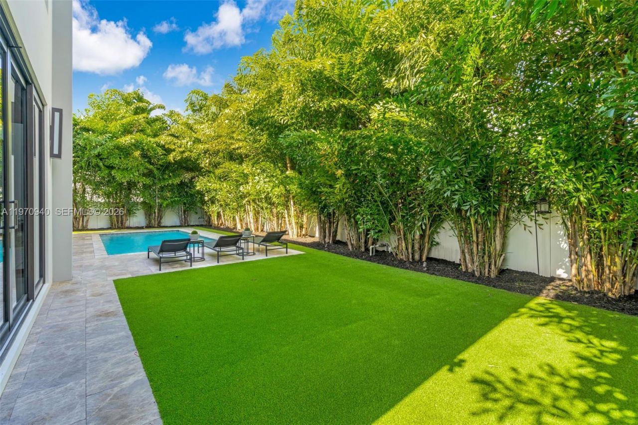 225 NE 3rd St , Boca Raton, FL 33432 Photo