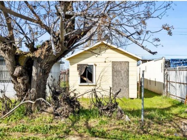 1011 G St, Wasco, CA 93280