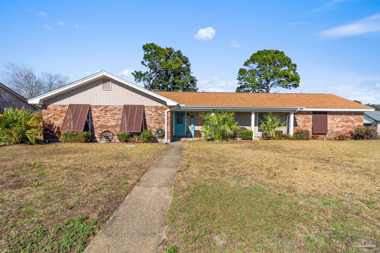 4196 Futura Dr, Pensacola, FL 32504 Main Photo