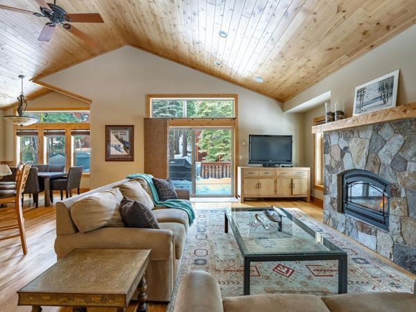 7282 9th Ave, Tahoma, CA 96142