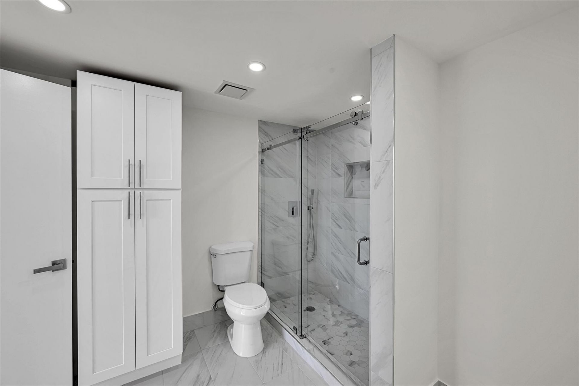 3700 Galt Ocean Drive, Unit 1215, Fort Lauderdale, FL 33308 Photo