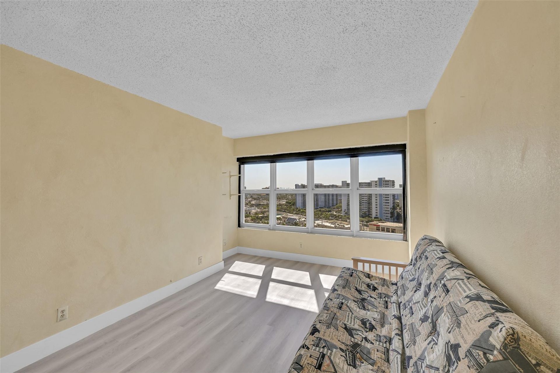 3700 Galt Ocean Drive, Unit 1215, Fort Lauderdale, FL 33308 Photo