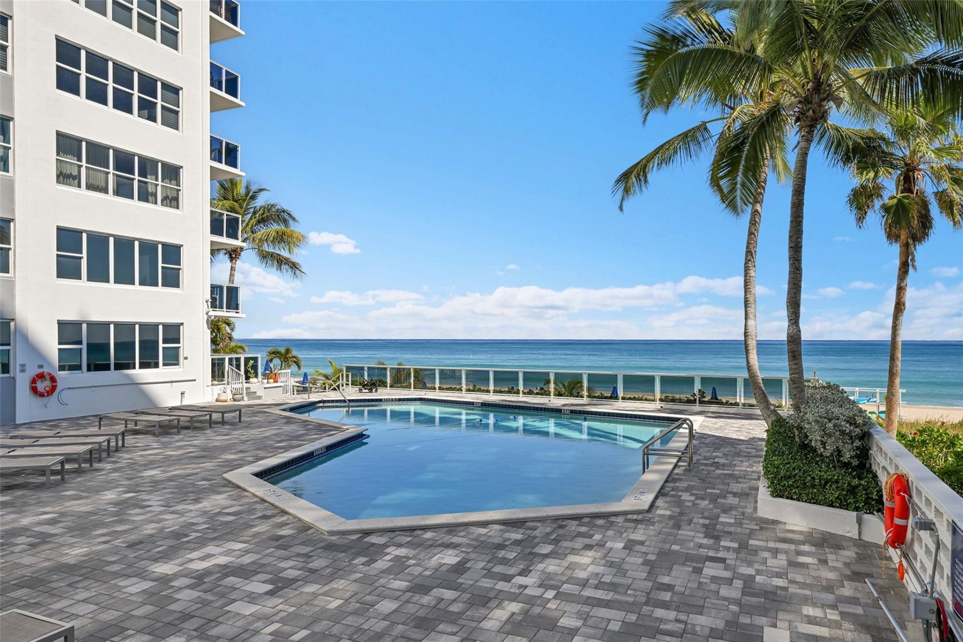 3700 Galt Ocean Drive, Unit 1215, Fort Lauderdale, FL 33308 Photo