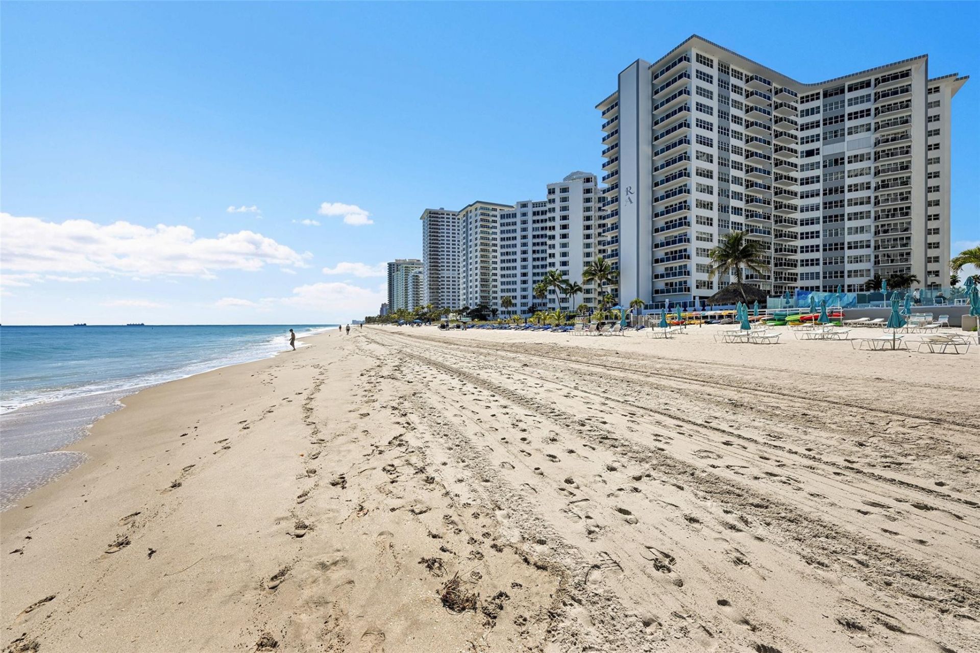 3700 Galt Ocean Drive, Unit 1215, Fort Lauderdale, FL 33308 Photo