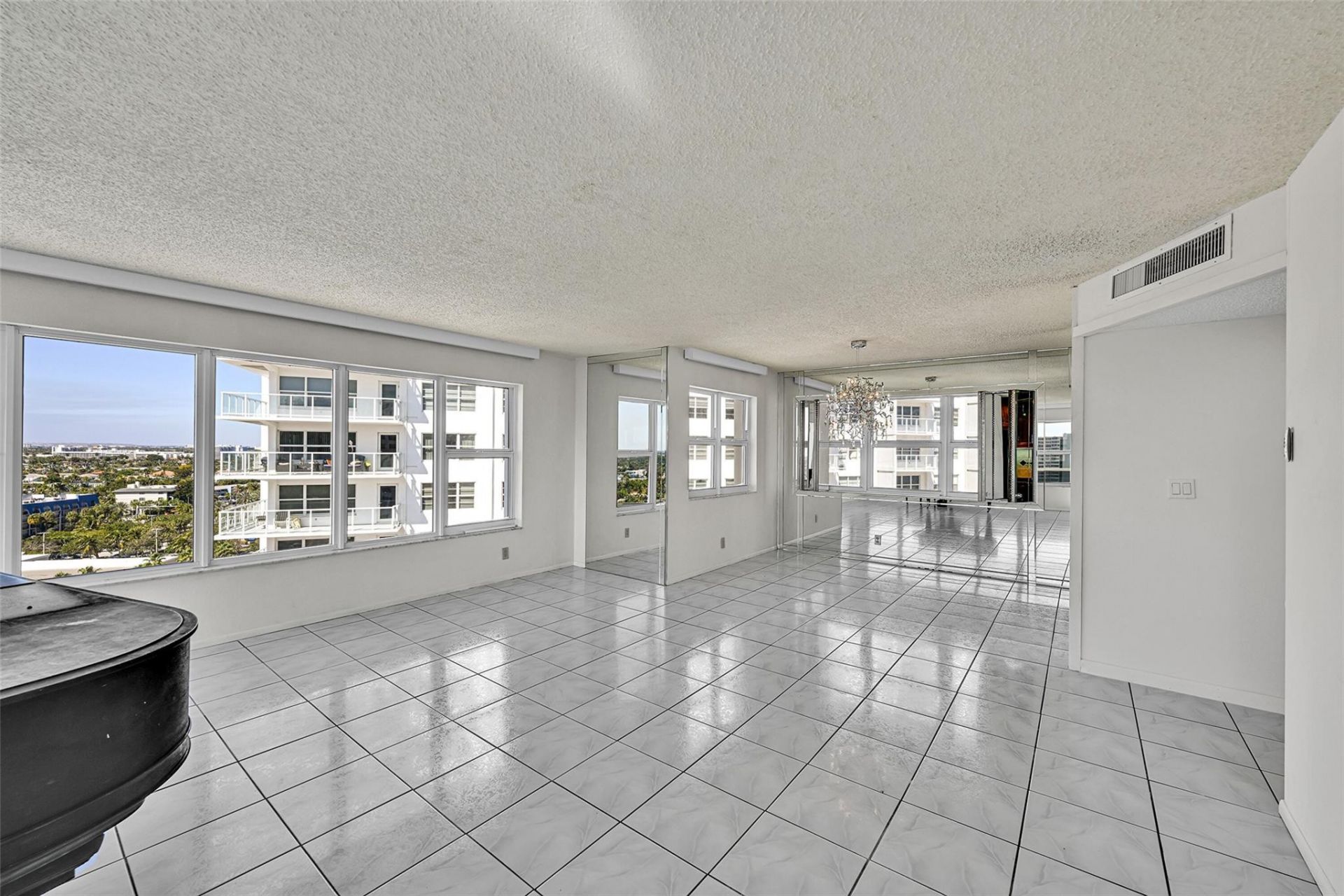 3700 Galt Ocean Drive, Unit 1215, Fort Lauderdale, FL 33308 Photo