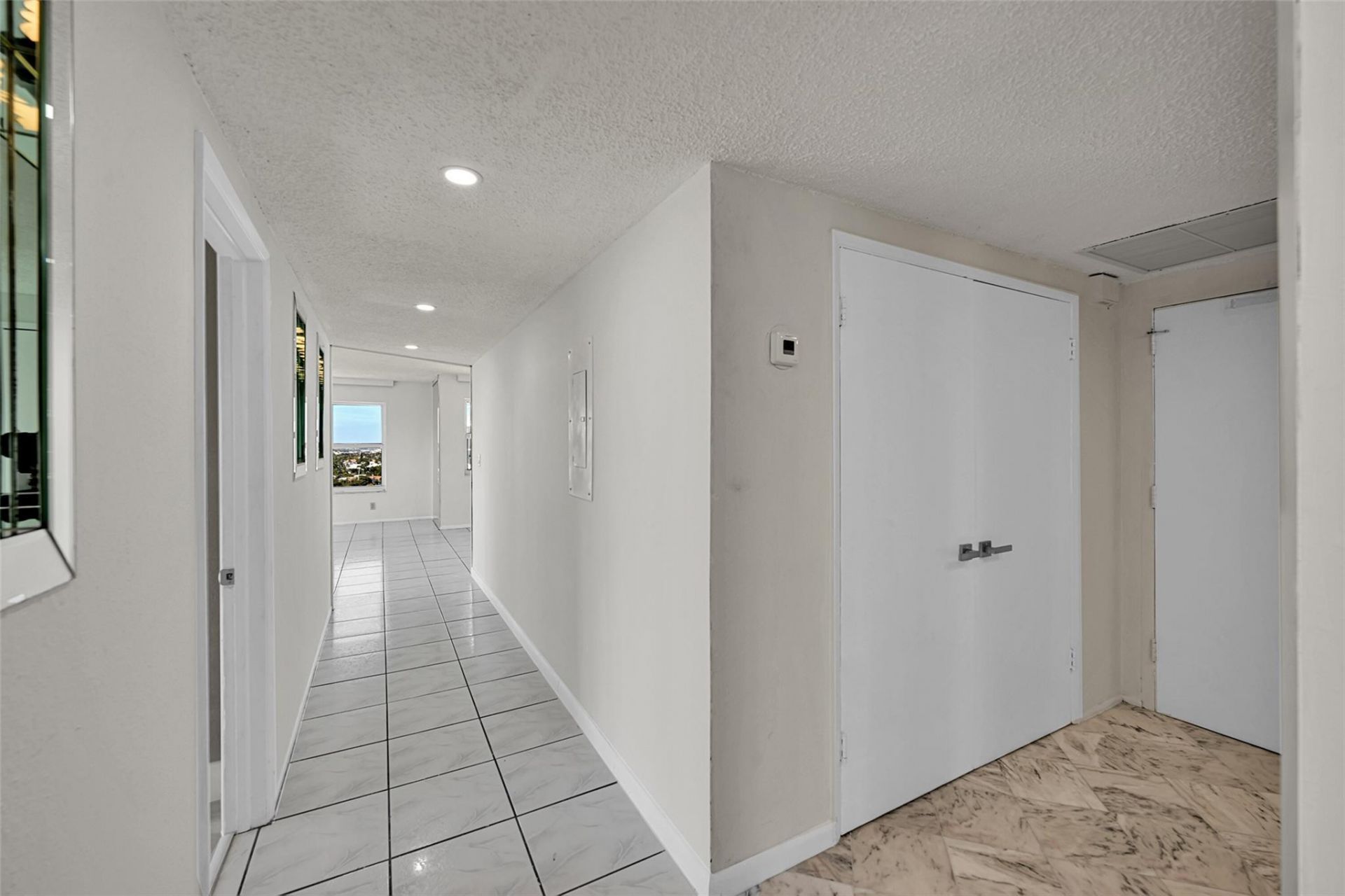 3700 Galt Ocean Drive, Unit 1215, Fort Lauderdale, FL 33308 Photo