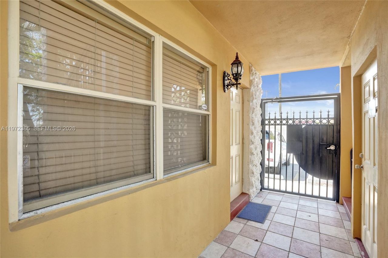 744 NE 14th Ave , Unit 1, Fort Lauderdale, FL 33304 Photo