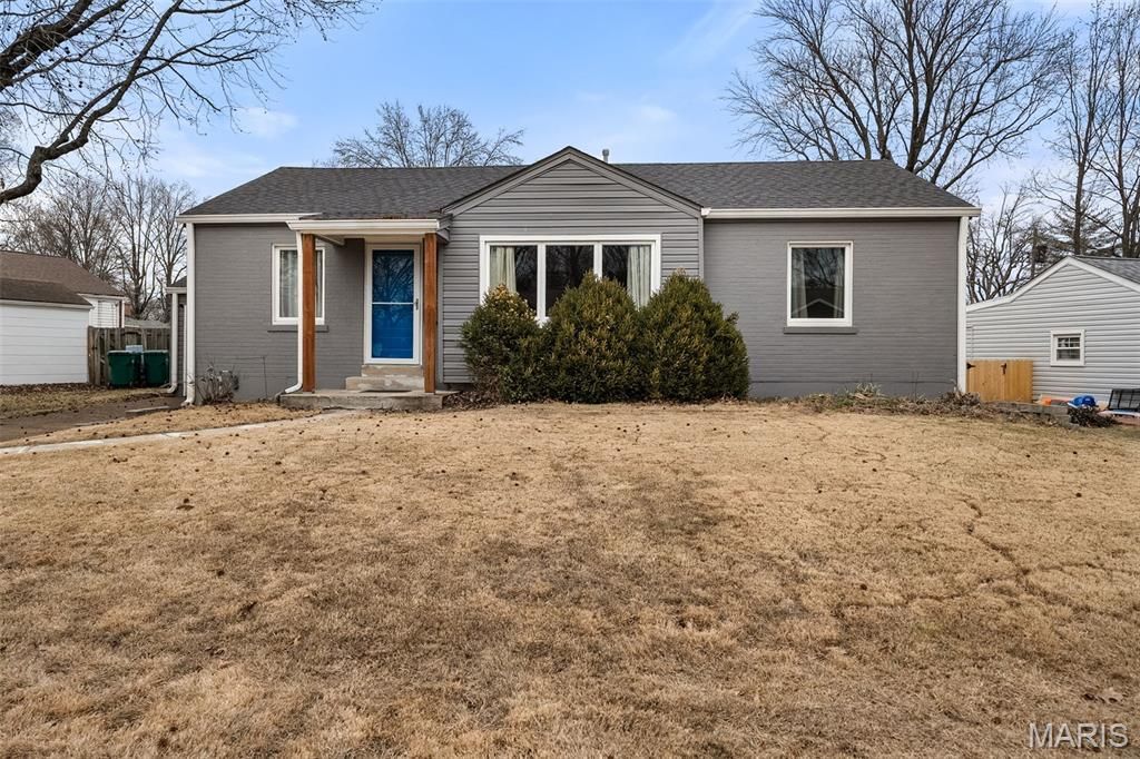 55 W Drake Avenue, Webster Groves, MO 63119 Main Photo