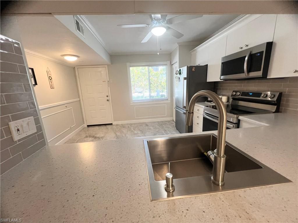 3011 Sandpiper Bay Cir, Unit C102, Naples, FL 34112 Photo