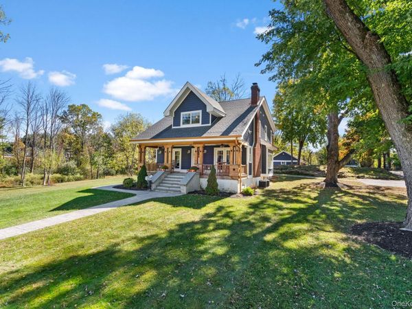 42 Colonial Avenue, Warwick, NY 10990