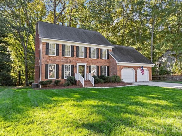 6618 Pensford Lane, Charlotte, NC 28270
