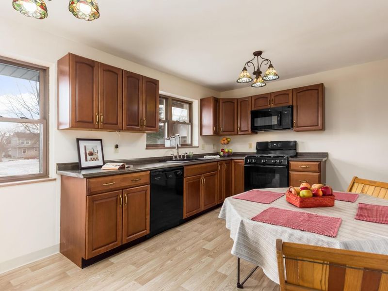 4256 Hoover Road, Grove City, OH 43123 Photo 12