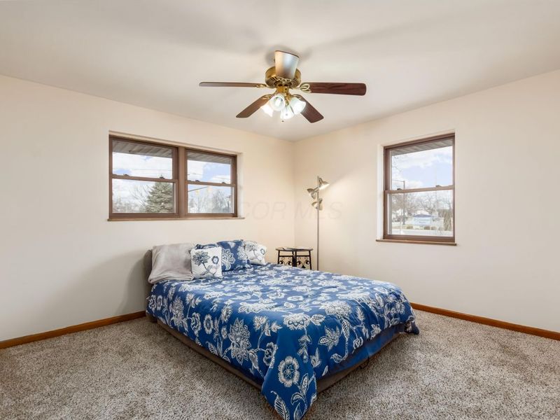 4256 Hoover Road, Grove City, OH 43123 Photo 13