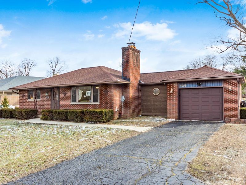 4256 Hoover Road, Grove City, OH 43123 Photo 2