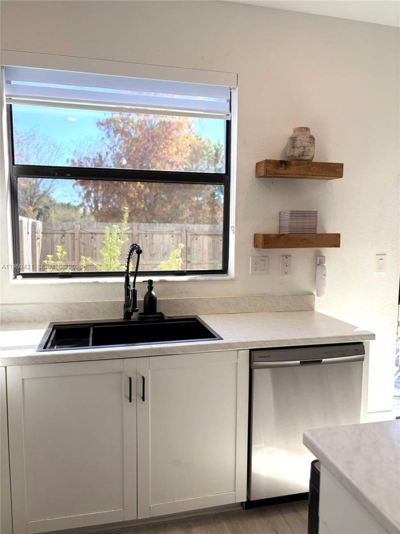 14724 SW 181st Ter , Miami, FL 33187 Photo