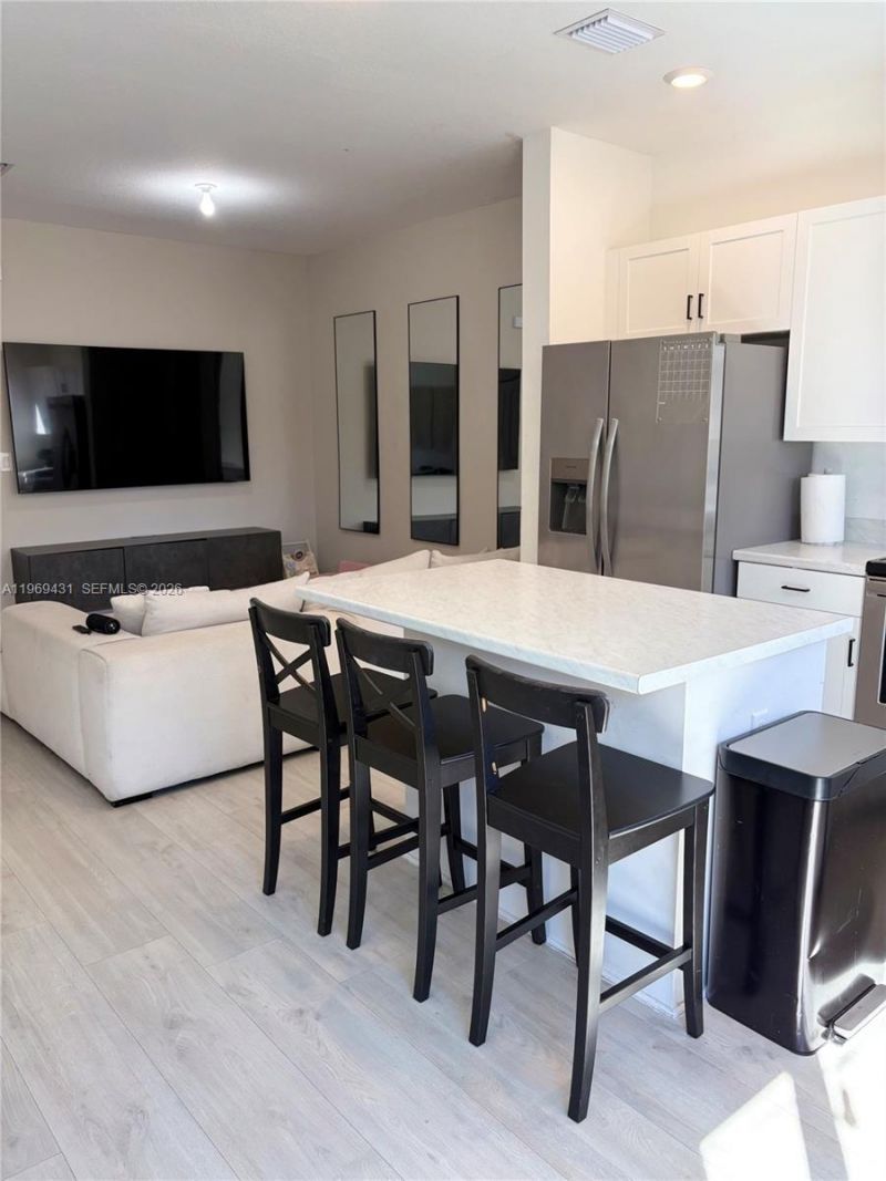 14724 SW 181st Ter , Miami, FL 33187 Photo