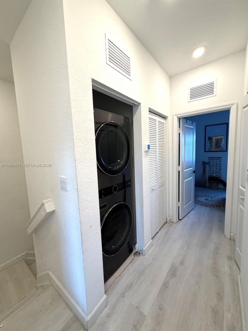 14724 SW 181st Ter , Miami, FL 33187 Photo