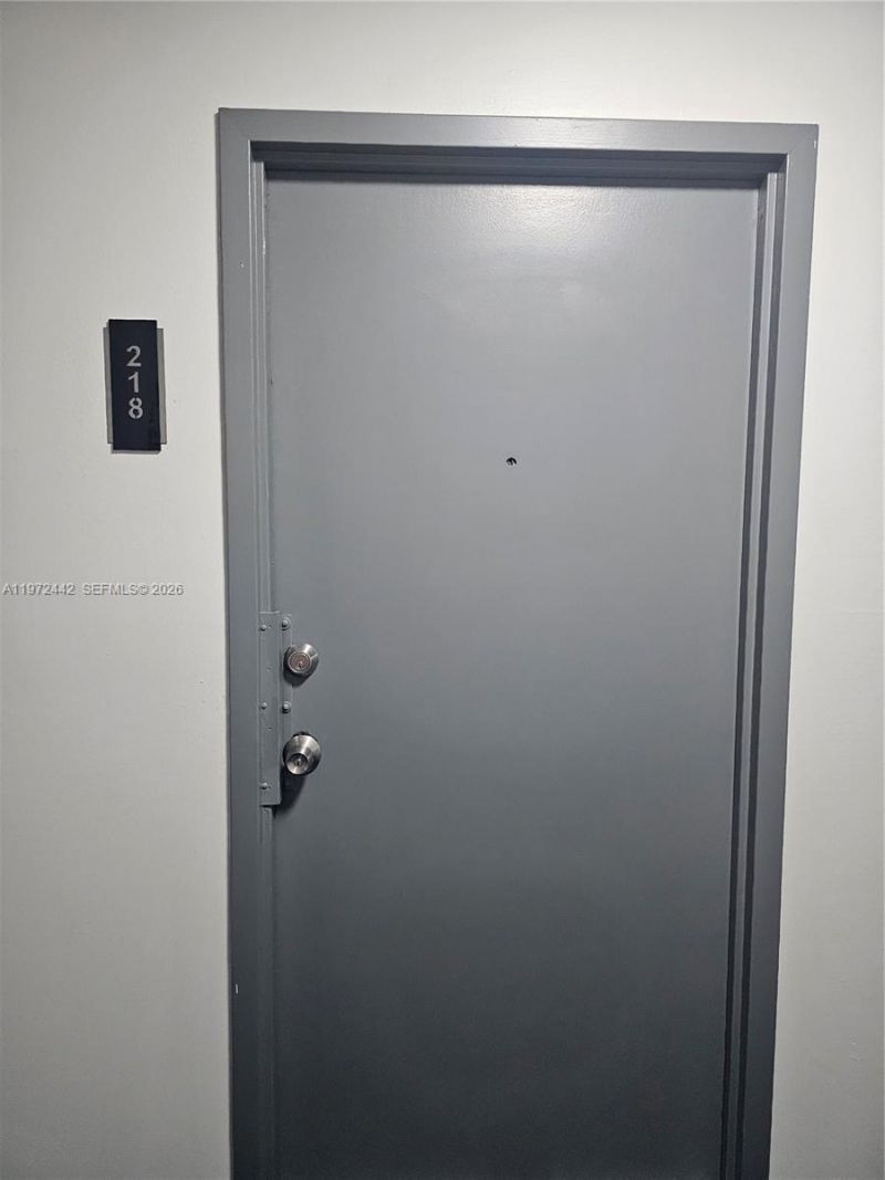 801 Three Islands Blvd, Unit 218, Hallandale Beach, FL 33009 Photo