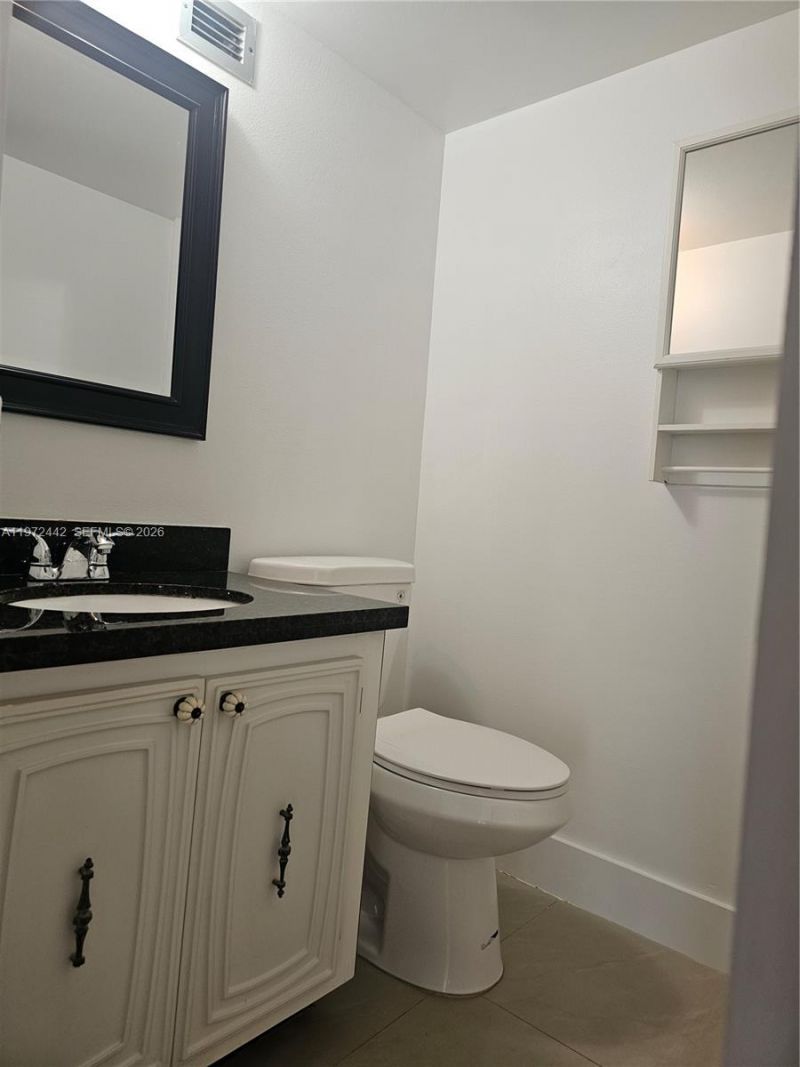 801 Three Islands Blvd, Unit 218, Hallandale Beach, FL 33009 Photo