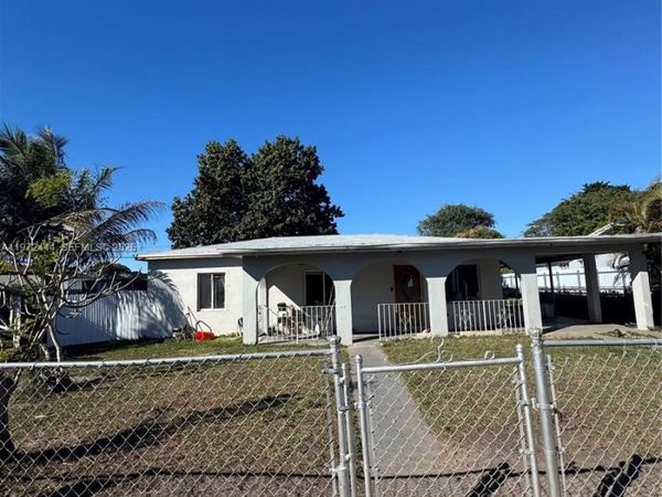 14760 Tyler St , Miami, FL 33176