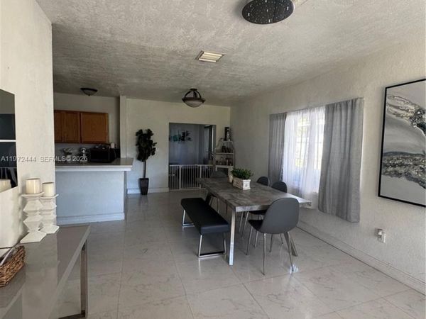 14760 Tyler St, Miami, FL 33176