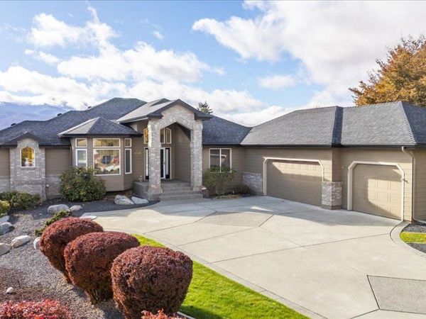 24226 E Pinehurst Ln, Liberty Lake, WA 99019