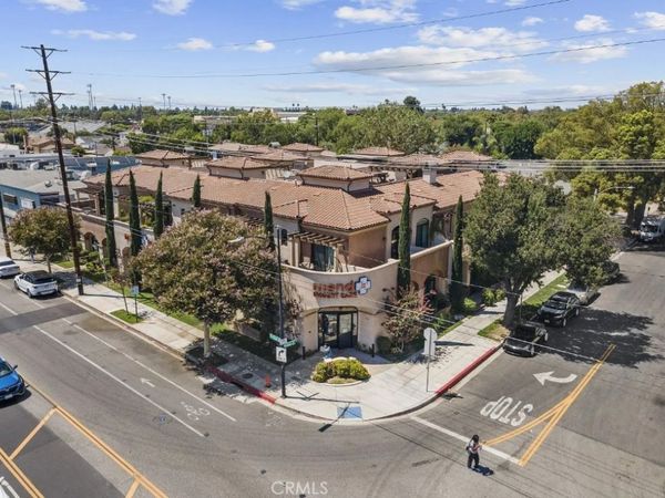 201 N Reese, Unit 203, Burbank, CA 91506