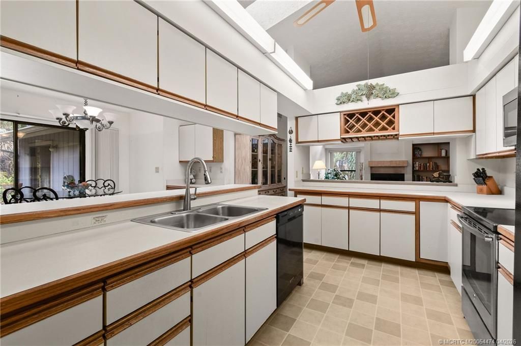 1900 SW Crane Creek Avenue, Palm City, FL 34990 Photo