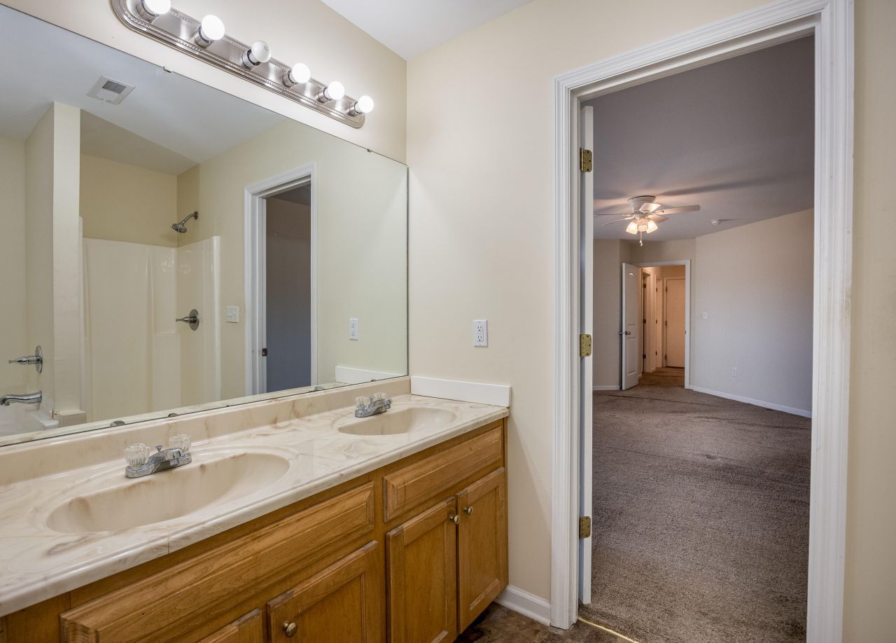 111 Heyblanchwell Lane Photo 19