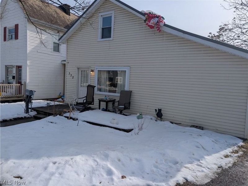 332 Front Avenue SW, New Philadelphia, OH 44663 Photo 3