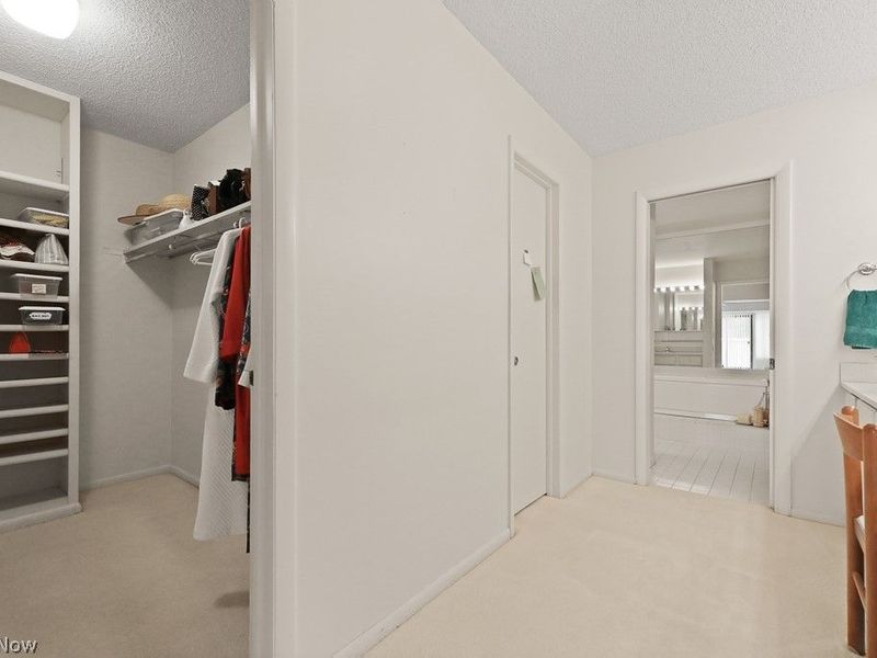 1775 Brookwood Drive, Akron, OH 44313 Photo 24