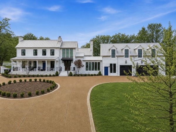 1747 Old Natchez Trce, Franklin, TN 37069