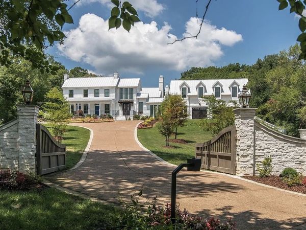 1747 Old Natchez Trce, Franklin, TN 37069