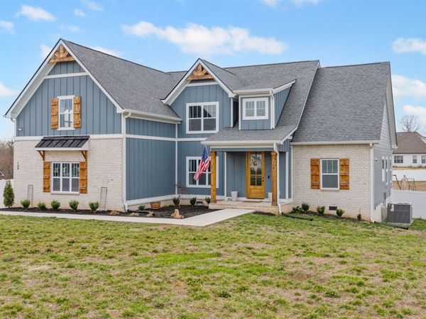 108 Sarah Frances Ct, Clarksville, TN 37043