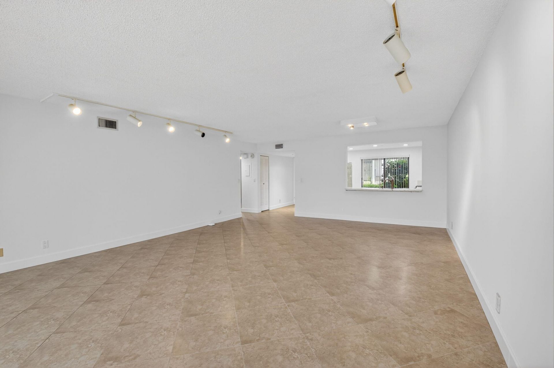 5533 Fairway Park Drive, Unit 103, Boynton Beach, FL 33437 Photo