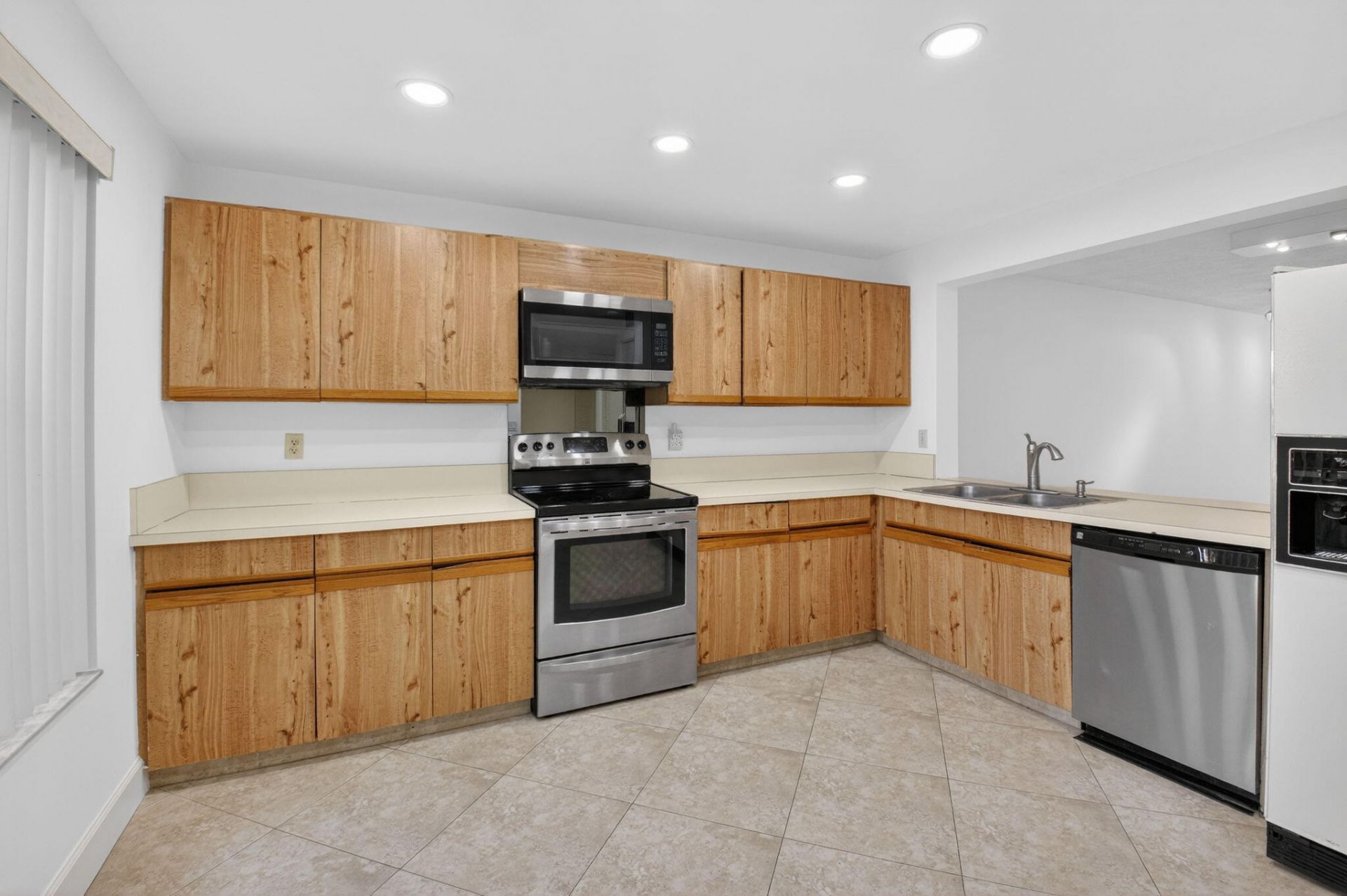 5533 Fairway Park Drive, Unit 103, Boynton Beach, FL 33437 Photo