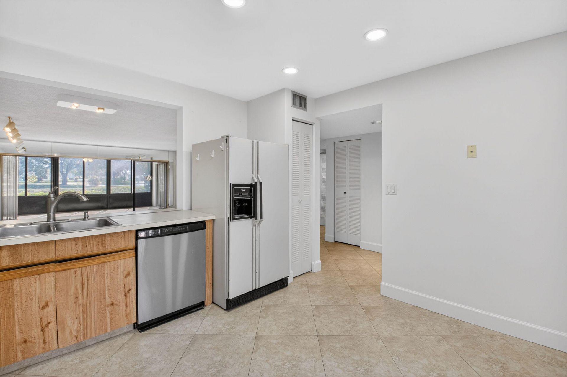 5533 Fairway Park Drive, Unit 103, Boynton Beach, FL 33437 Photo