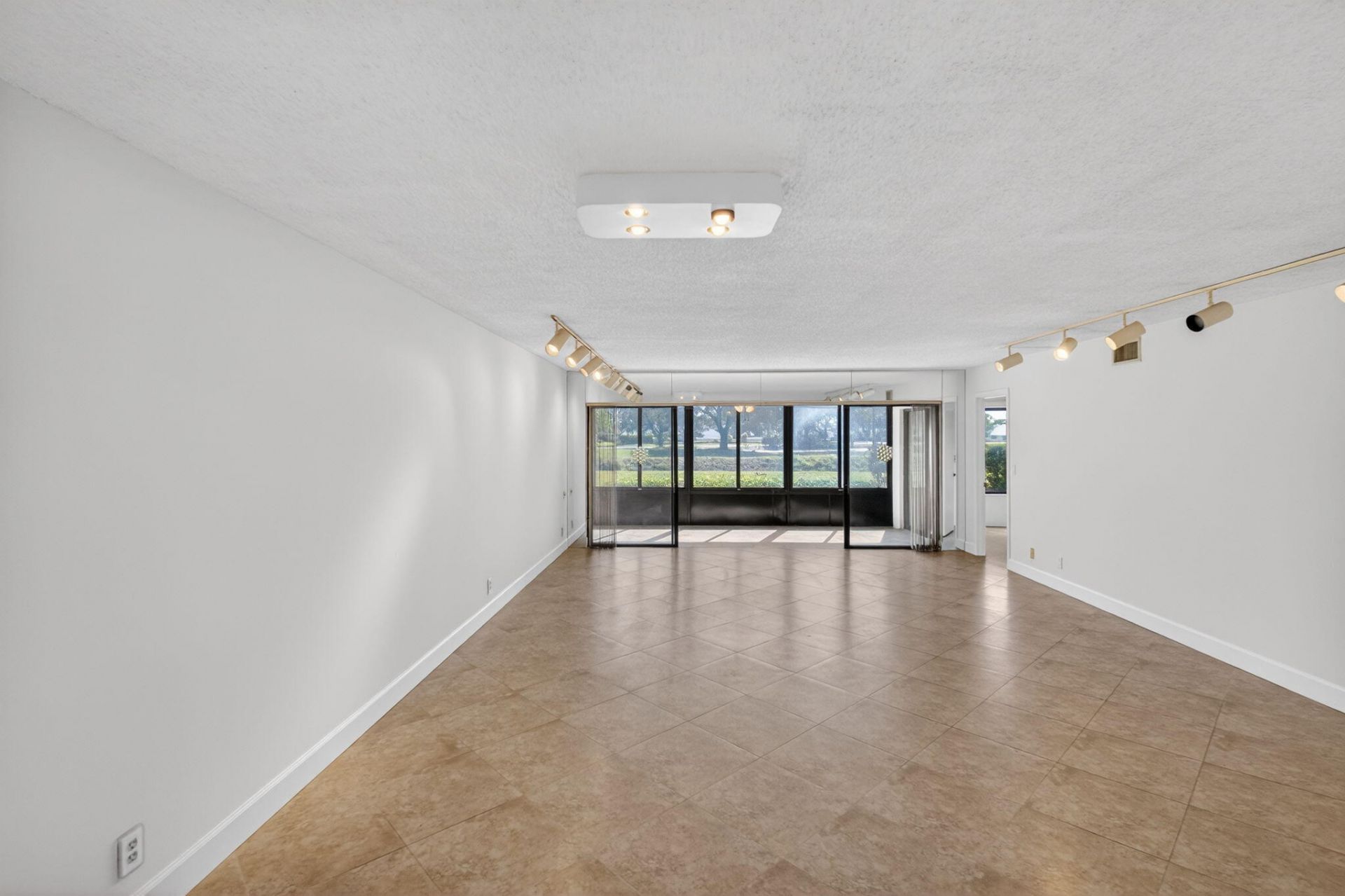 5533 Fairway Park Drive, Unit 103, Boynton Beach, FL 33437 Photo