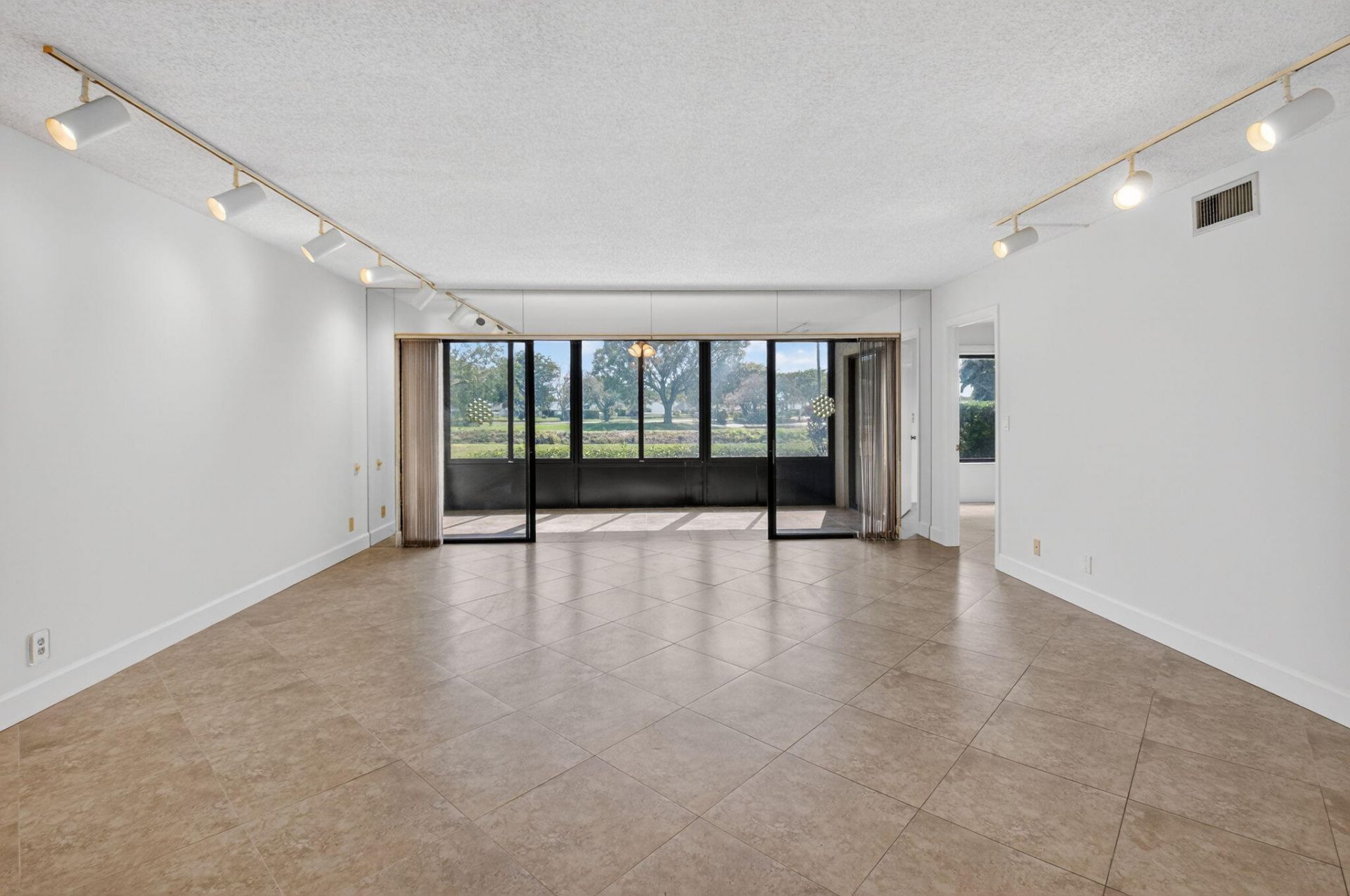 5533 Fairway Park Drive, Unit 103, Boynton Beach, FL 33437 Photo