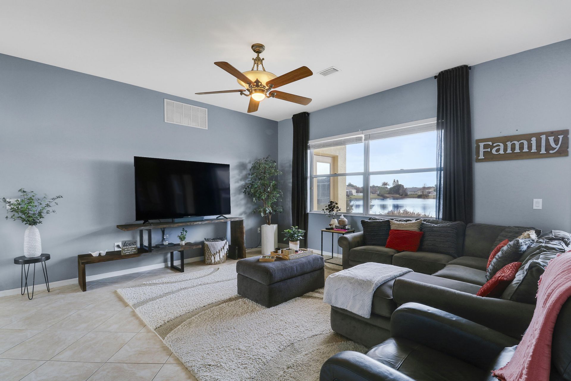 547 SW Lake Manatee Way, Port Saint Lucie, FL 34986 Photo