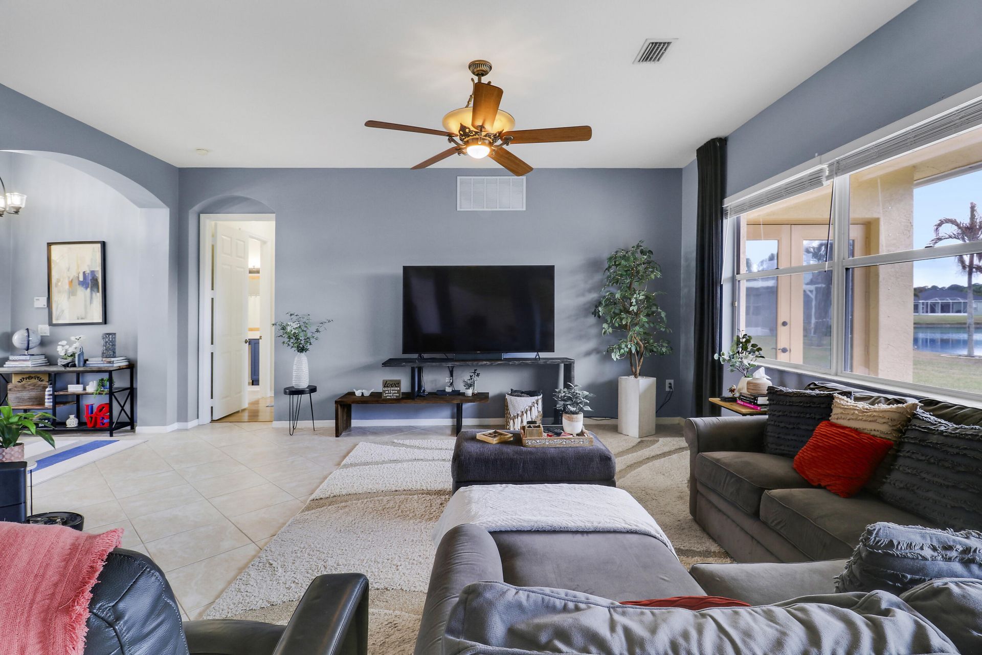 547 SW Lake Manatee Way, Port Saint Lucie, FL 34986 Photo