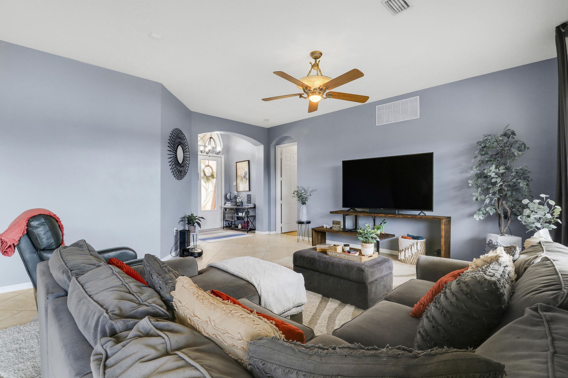 547 SW Lake Manatee Way, Port Saint Lucie, FL 34986 Photo