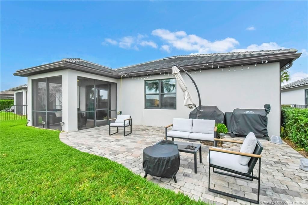 479 SE Vallarta Drive, Port Saint Lucie, FL 34984 Photo