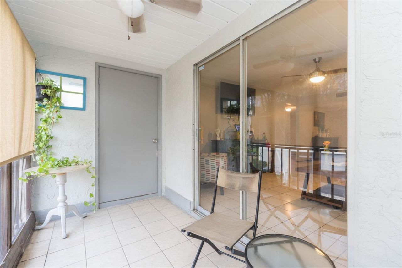 14472 Reuter Strasse Cir, Unit 408, Tampa, FL 33613 Photo