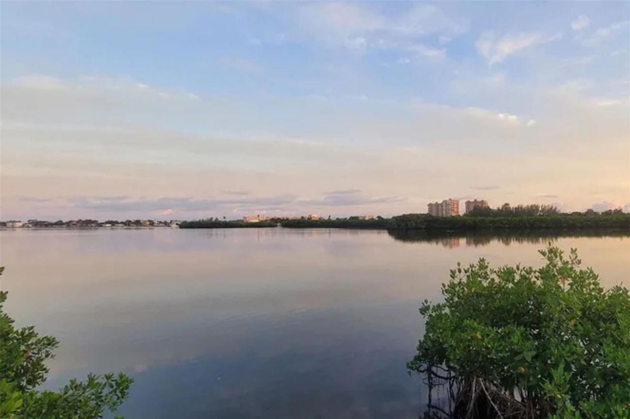 13798 74th Avenue, Seminole, FL 33776 Photo