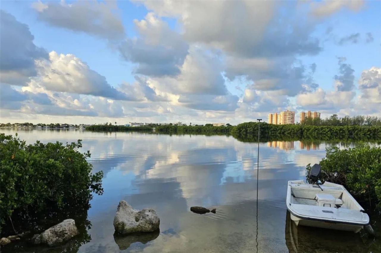 13798 74th Avenue, Seminole, FL 33776 Photo